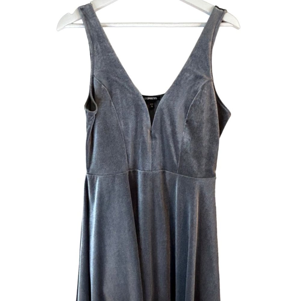 EXPRESS Women's Short Sleeve Gray Velvet Dress, Built-in Shorts Size L